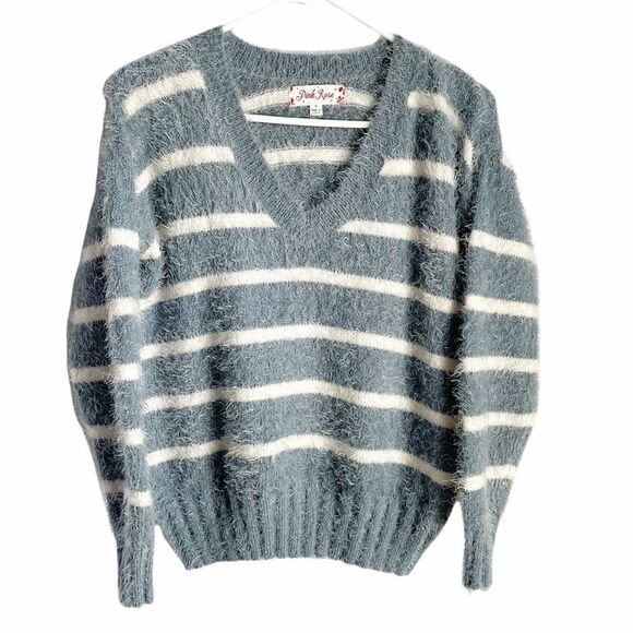 Pink Rose Sweaters - 🟢Pink Rose Blue & White Fuzzy V Neck Sweater S